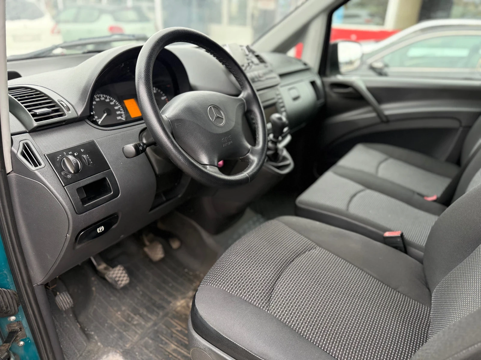 Mercedes-Benz Vito 2.2CDI уникат висок  - изображение 9