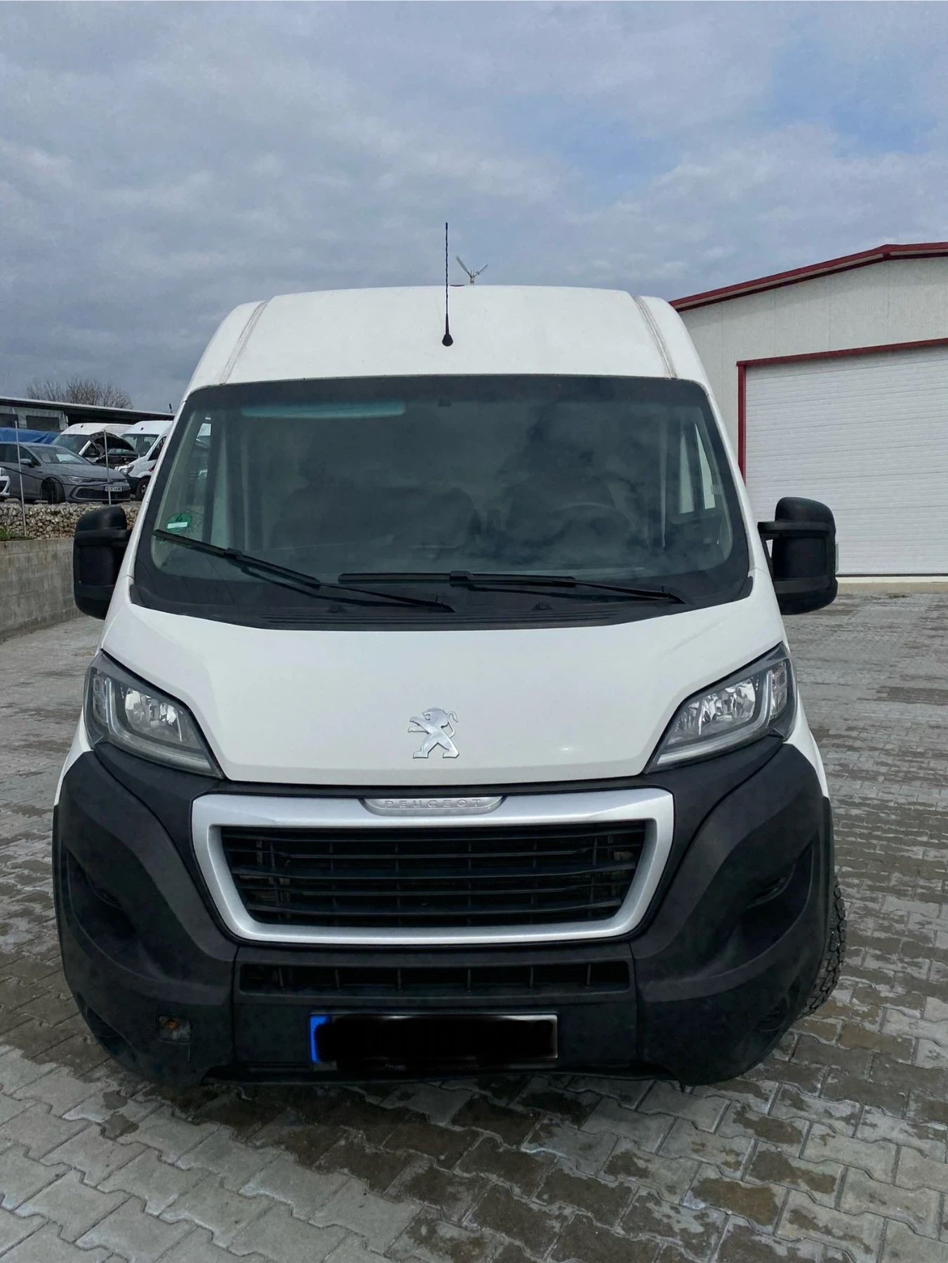 Peugeot Boxer 2.0 BlueHDI, снимка 2 - Бусове и автобуси - 54633299