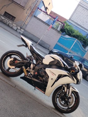 Honda Cbr 1000 RR | Mobile.bg    4