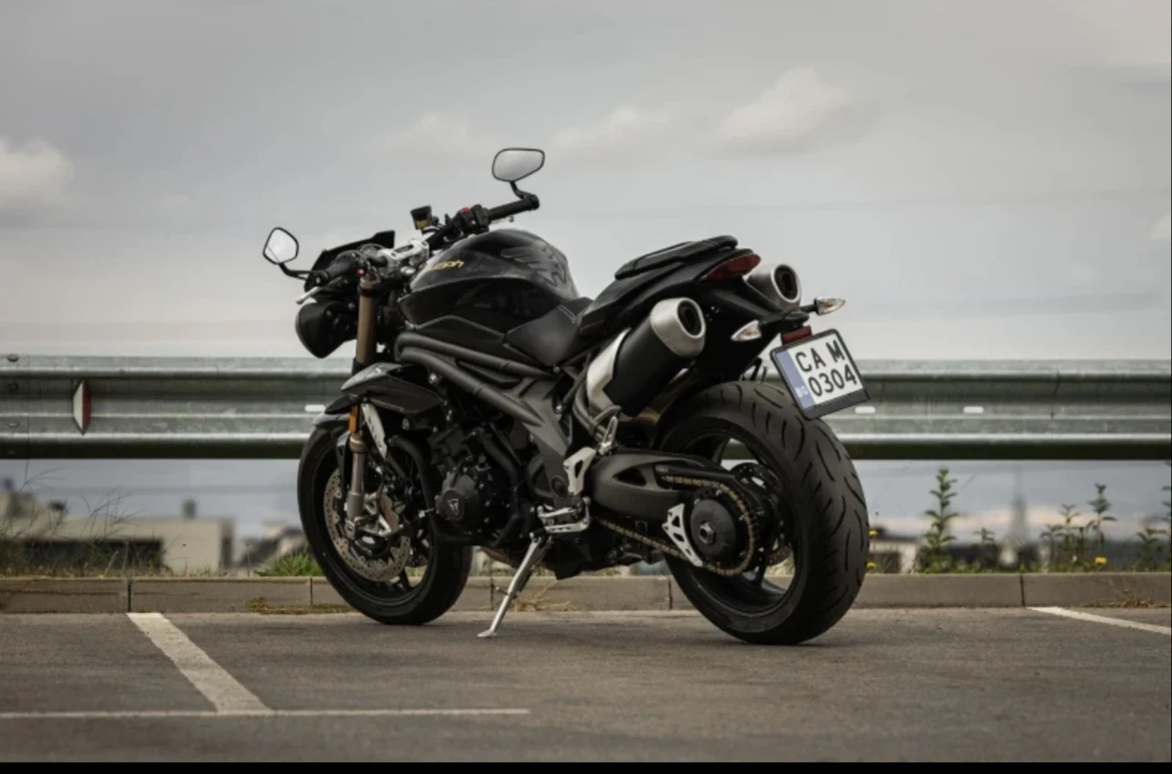 Triumph Speed Triple 1050 S, снимка 3 - Мотоциклети и мототехника - 55060447