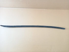 Лайсна челно стъкло дясна Фолксваген Пасат Б6