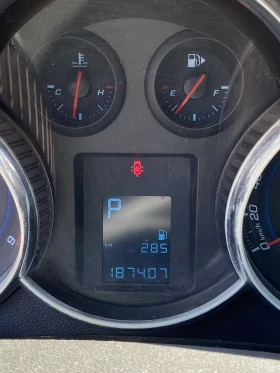 Chevrolet Cruze 2.0, снимка 8