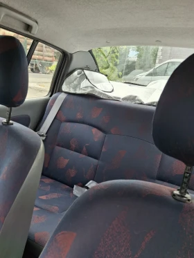 Renault Clio Sedan, снимка 10