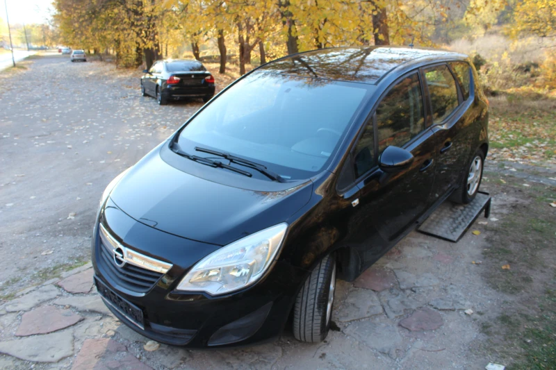 Opel Meriva 1.3MJET НОВ ВНОС, снимка 17 - Автомобили и джипове - 47403667