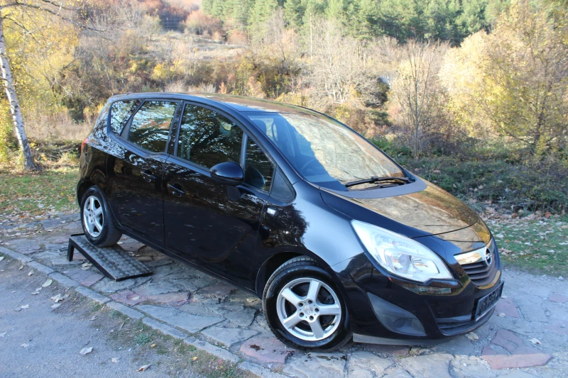 Opel Meriva 1.3MJET НОВ ВНОС, снимка 15 - Автомобили и джипове - 47403667