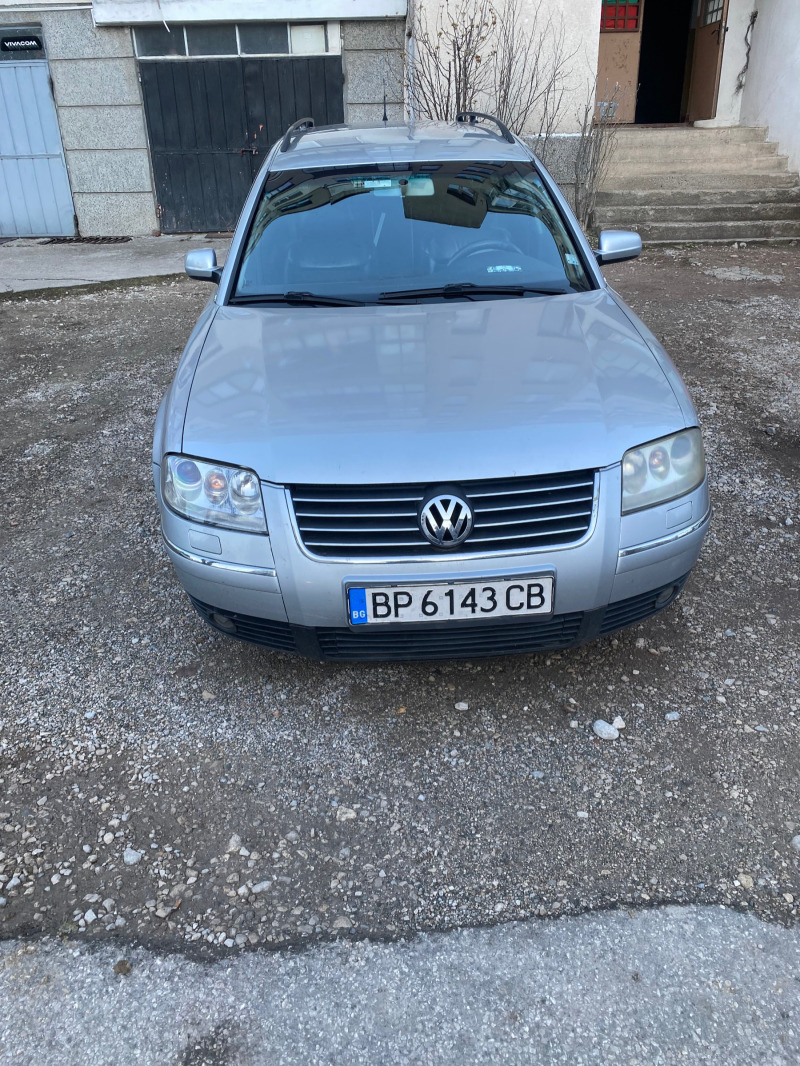 VW Passat, снимка 1 - Автомобили и джипове - 44930999