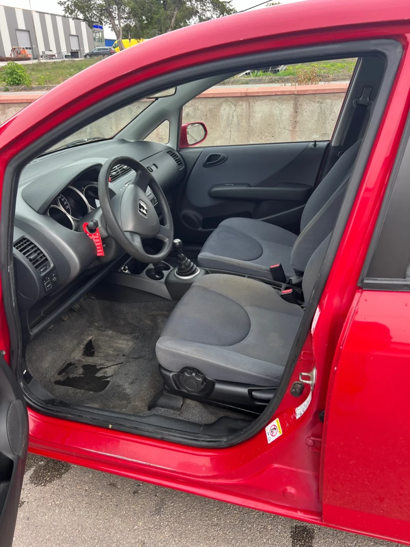 Honda Jazz 1.3, снимка 6 - Автомобили и джипове - 47295294