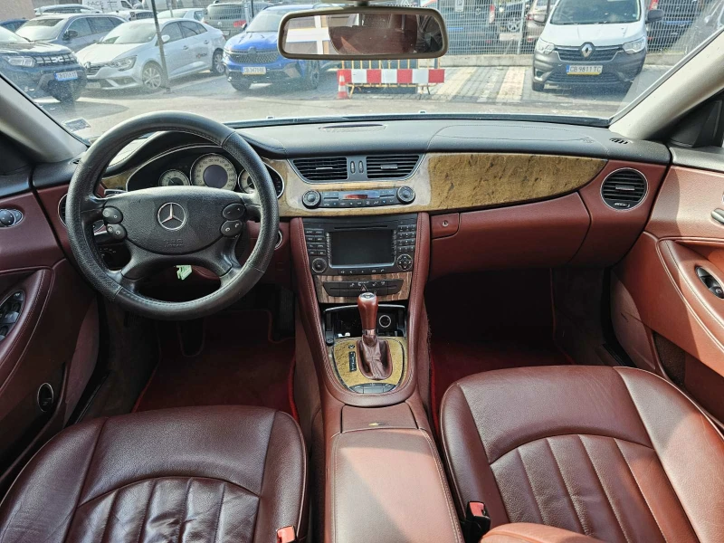 Mercedes-Benz CLS 320 3.0 225 CDI, снимка 7 - Автомобили и джипове - 47530623