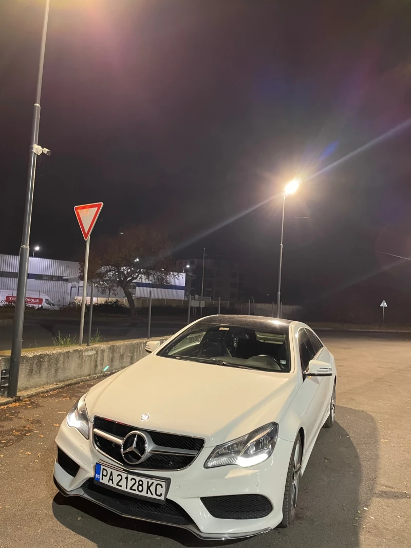 Mercedes-Benz E 220, снимка 3 - Автомобили и джипове - 47906830