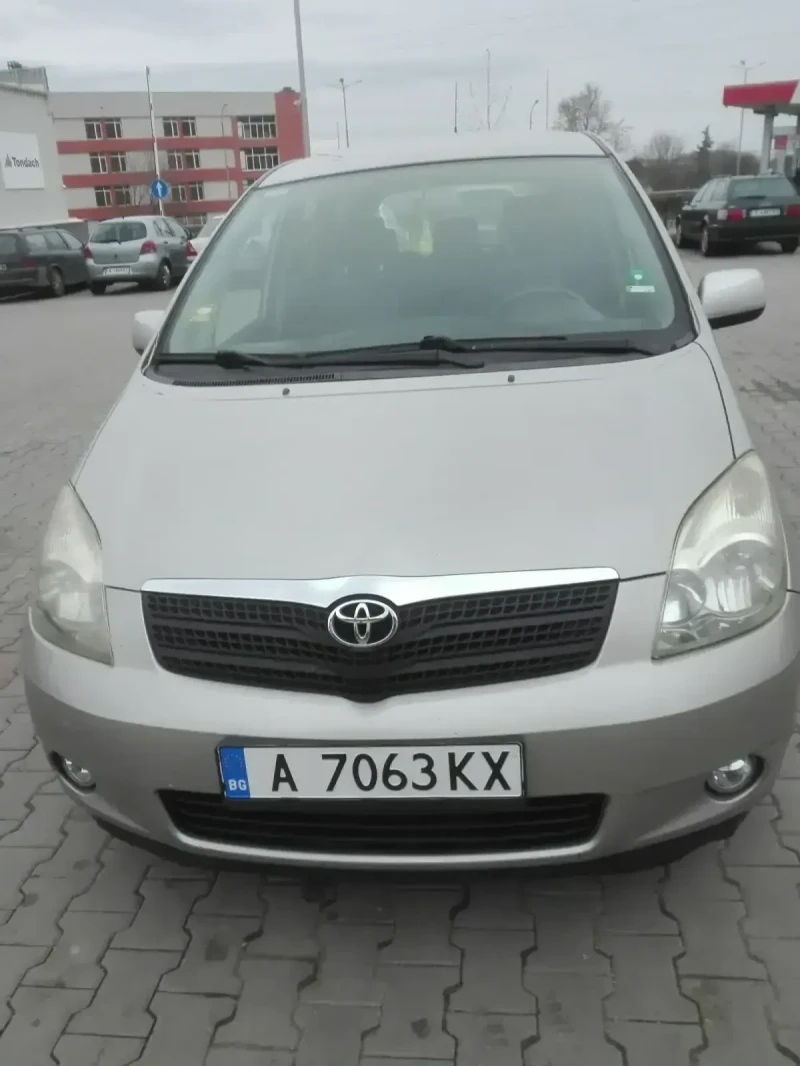 Toyota Corolla verso, снимка 1 - Автомобили и джипове - 48492348