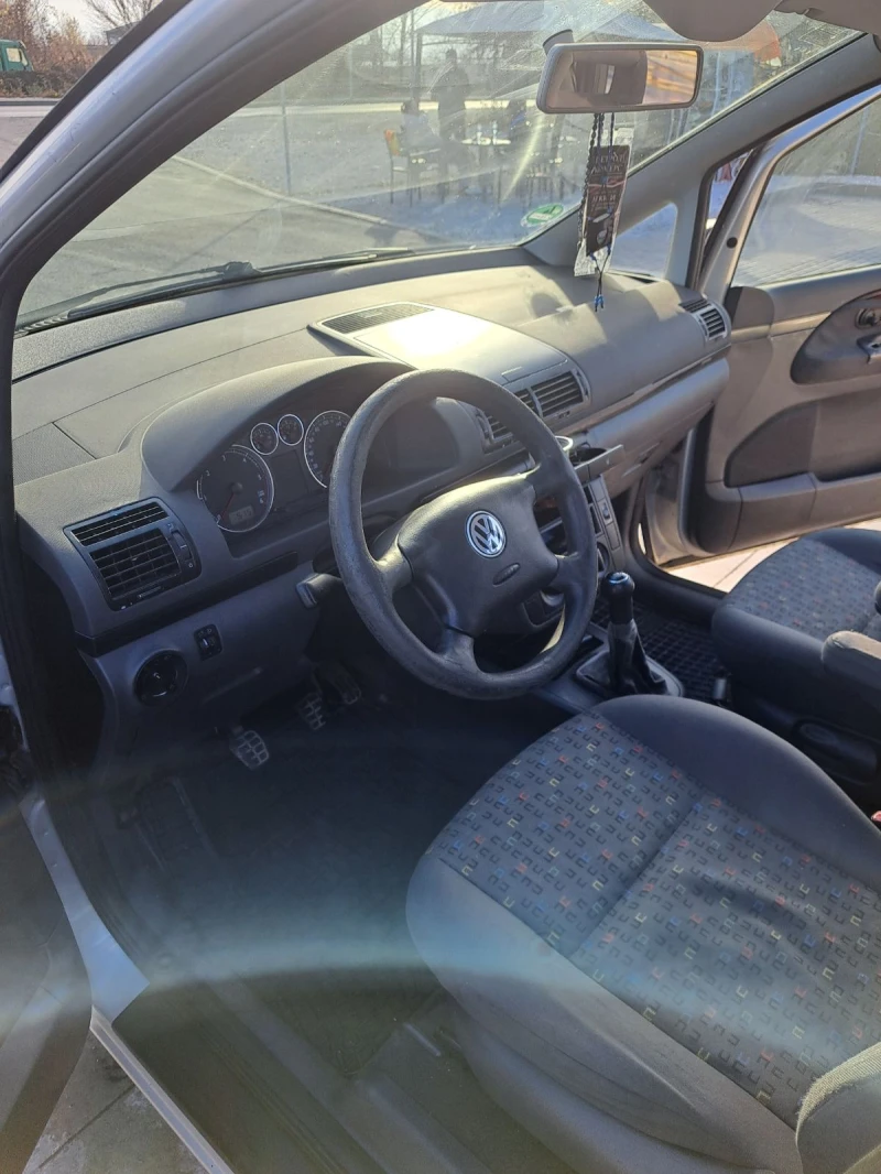 VW Sharan 1.9 TDI, снимка 13 - Автомобили и джипове - 48029506