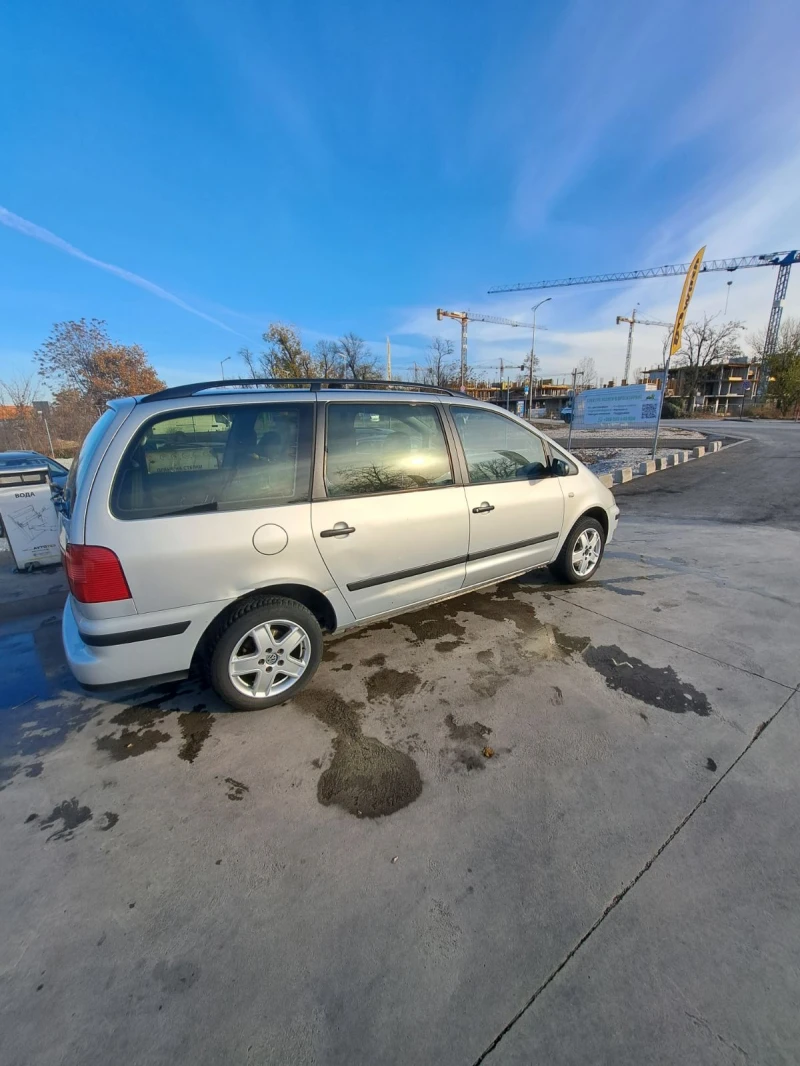 VW Sharan 1.9 TDI, снимка 6 - Автомобили и джипове - 48029506