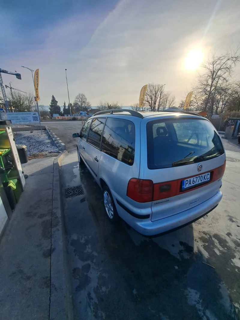 VW Sharan 1.9 TDI, снимка 5 - Автомобили и джипове - 48029506