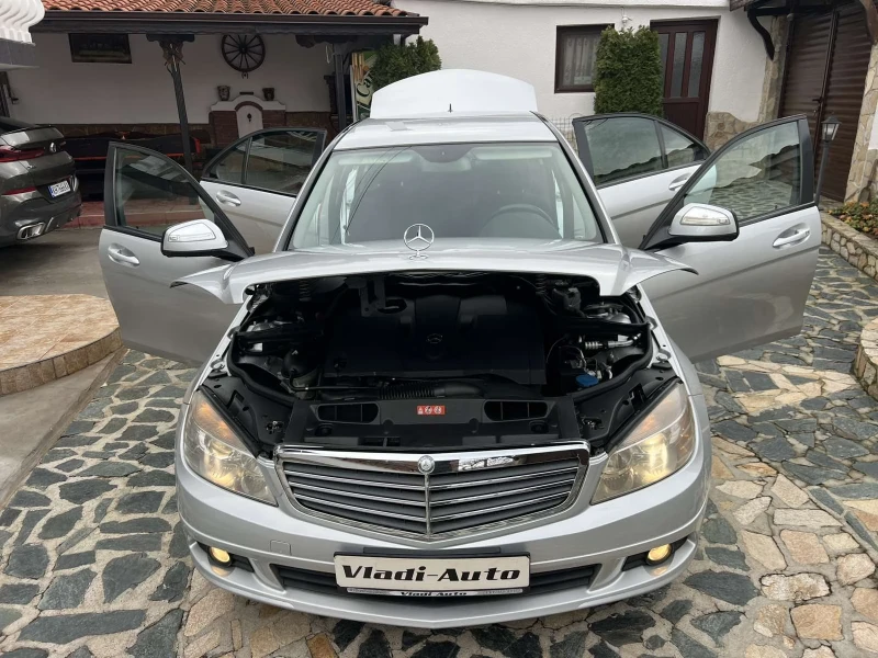 Mercedes-Benz C 220, снимка 9 - Автомобили и джипове - 48394683