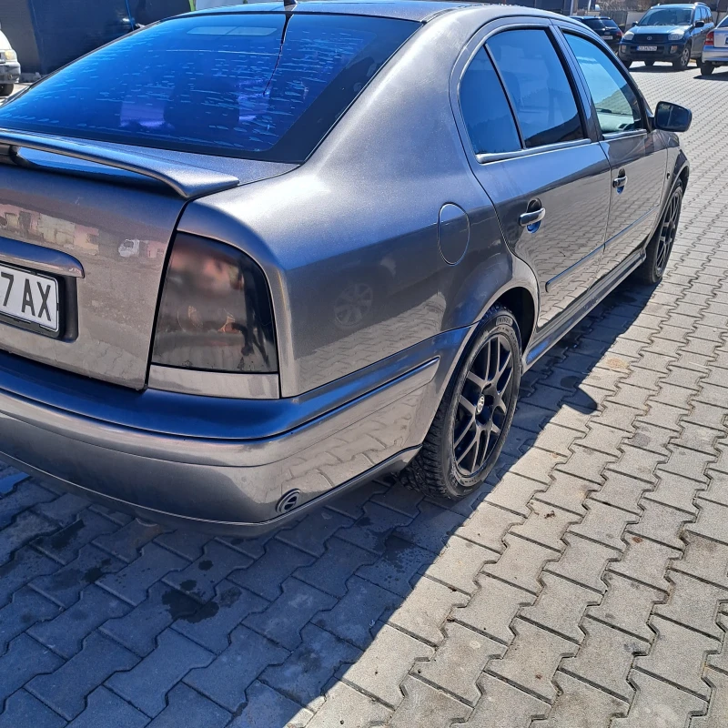 Skoda Octavia 1.8 T, снимка 3 - Автомобили и джипове - 49373307