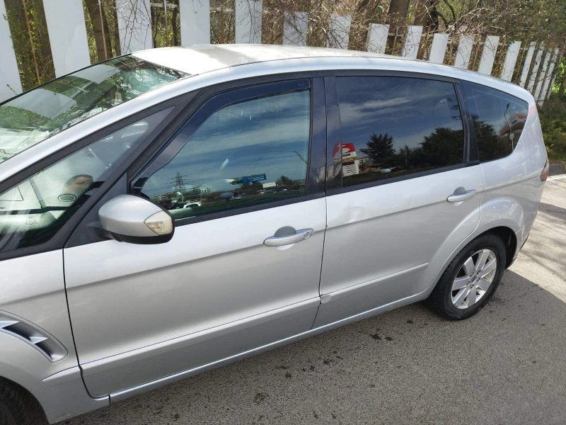 Ford S-Max 2.0 tdci 140кс 6ск, снимка 3 - Автомобили и джипове - 49535167