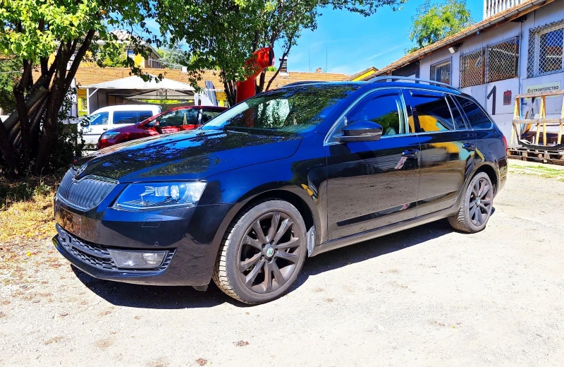 Skoda Octavia 2.0 TDI AUTOMAT, PANORAMA, DISTRONIC