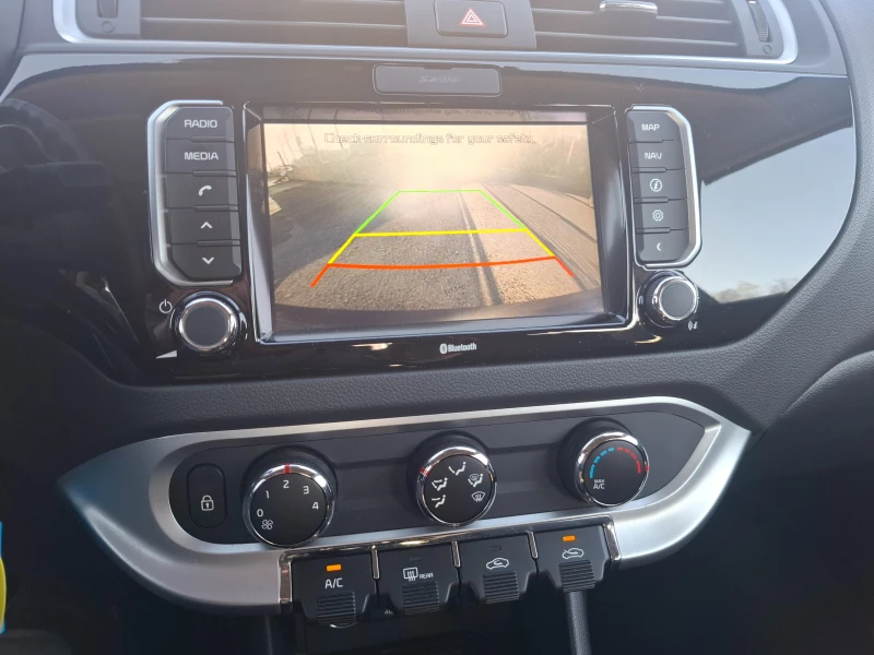 Kia Rio 1.25i LPG NAVI KAMERA, снимка 7 - Автомобили и джипове - 52857160