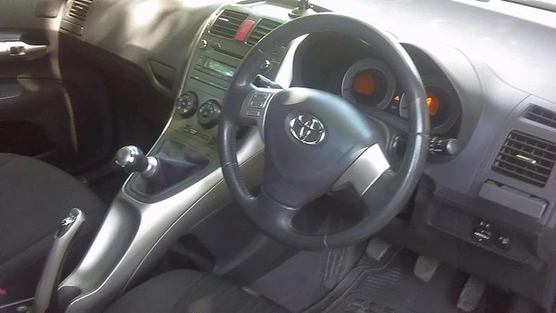 Toyota Auris 1.6VVT-I  124��. | Mobile.bg � ����������� 9