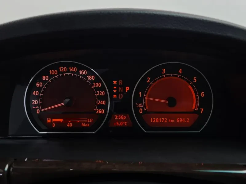 BMW 740 Li - САМО 30% АВАНС, снимка 16 - Автомобили и джипове - 56027902