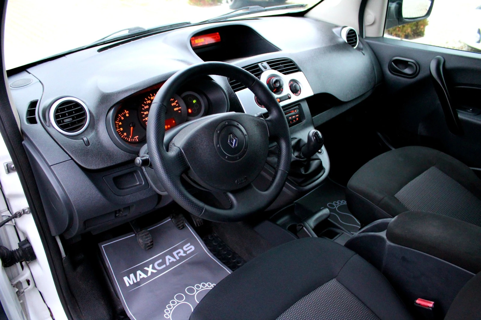 Renault Kangoo MAXI 1.5dCi N1 EURO 5A | Mobile.bg — изображение 12