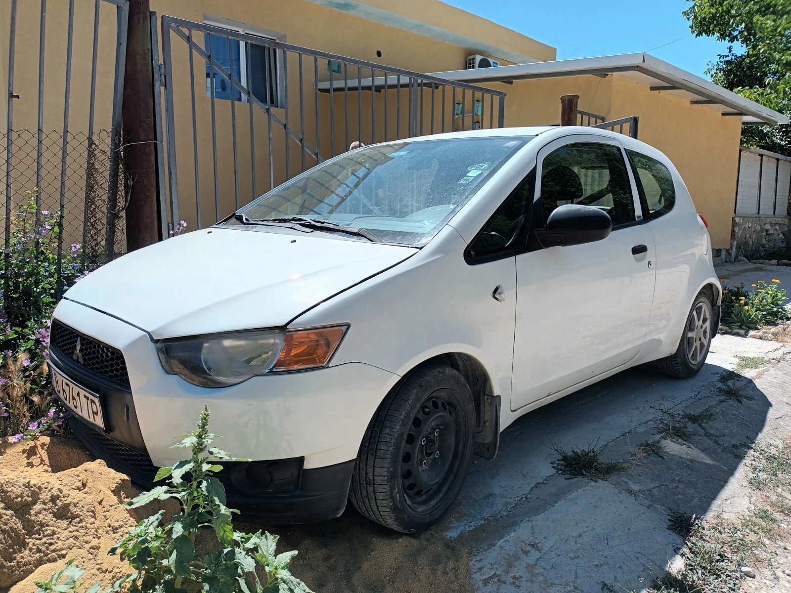 Mitsubishi Colt  - изображение 2