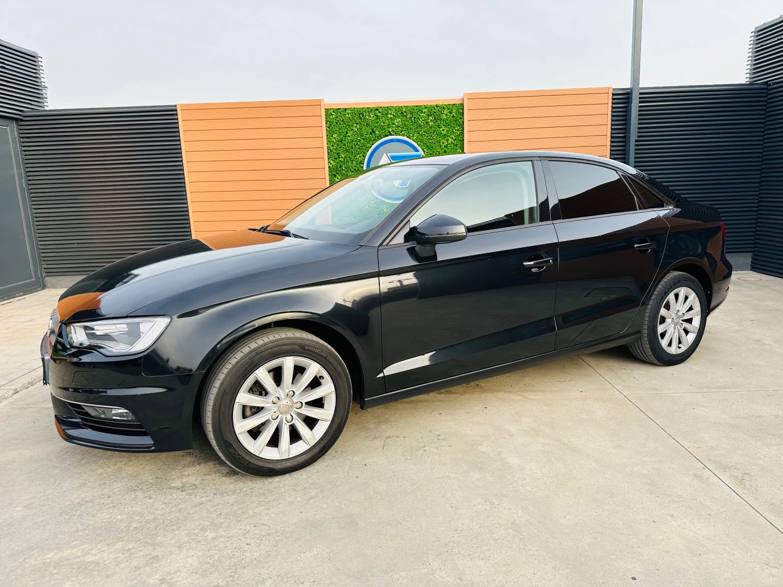 Audi A3 1.6 TDI/Navi/Cruise control/LED/6-ск - изображение 7