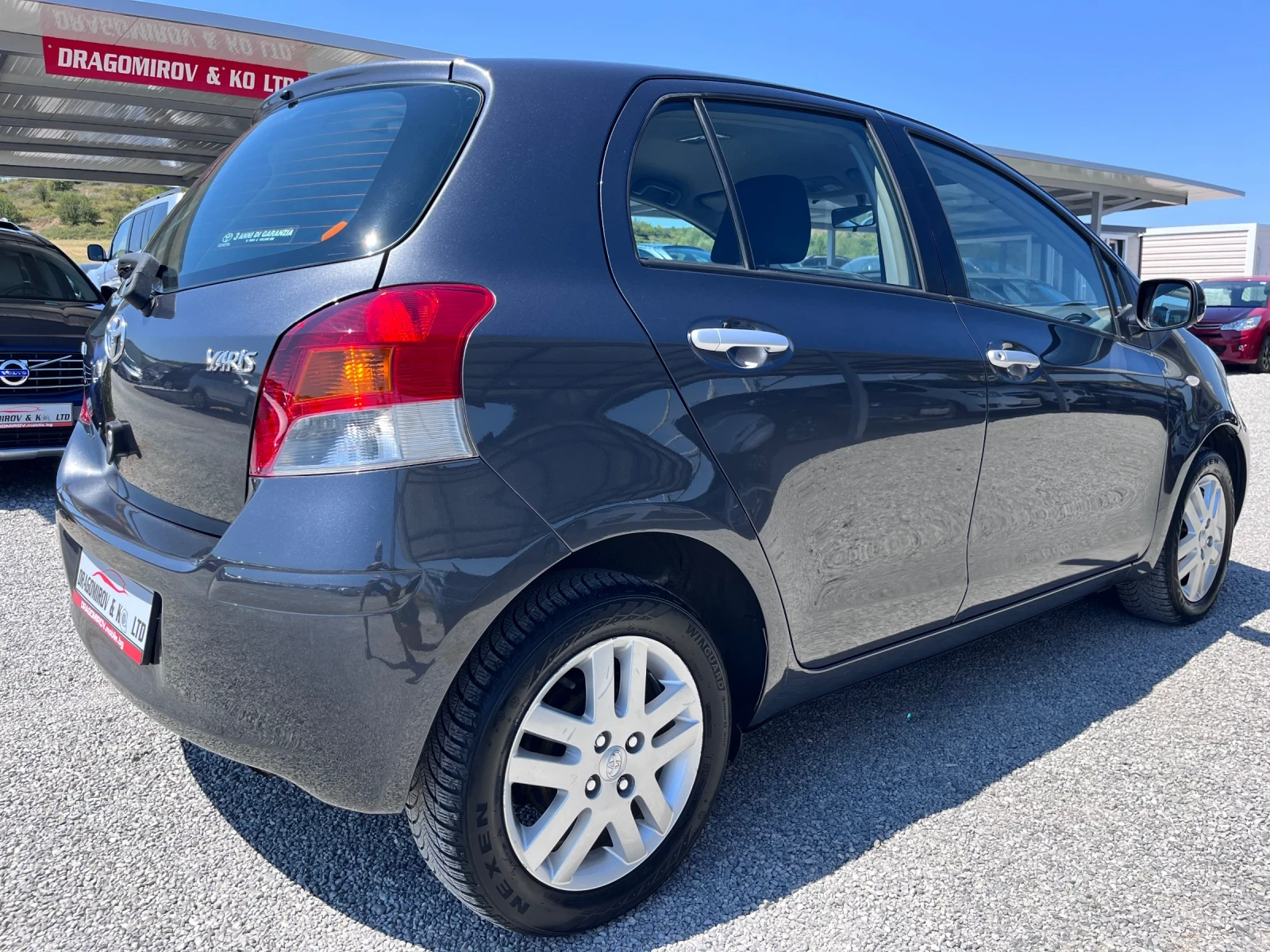 Toyota Yaris 1.0i Soul - изображение 6