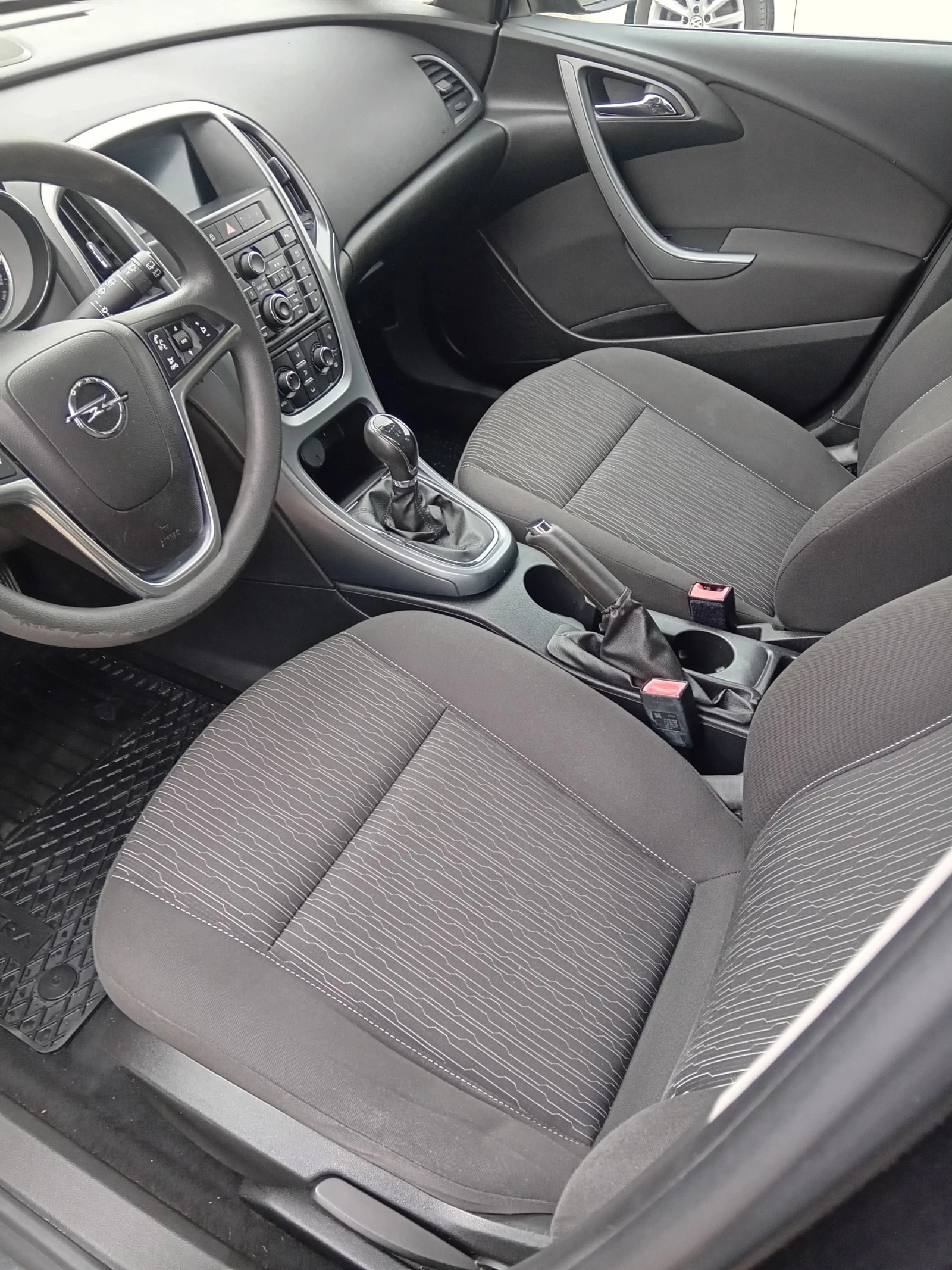 Opel Astra 1.3 - изображение 6