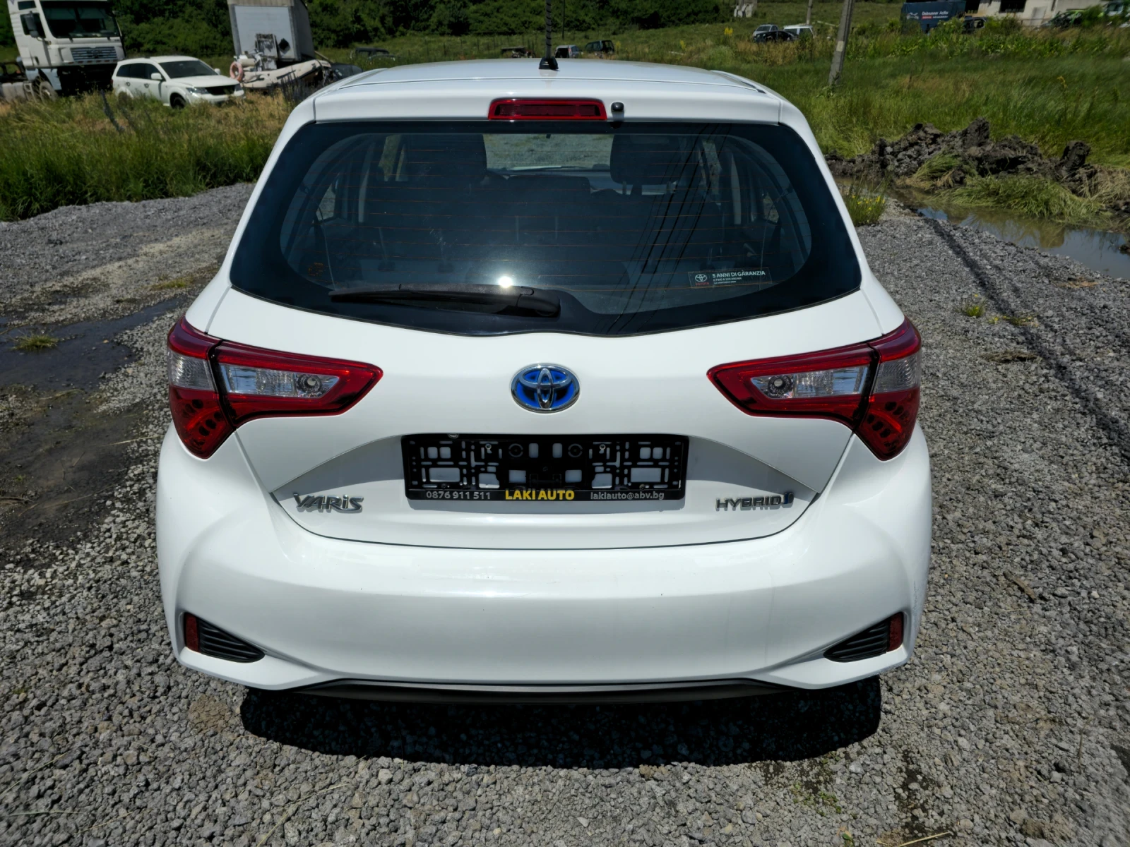 Toyota Yaris 1.5HYBRID ACTIVE LED Дистроник Камера Euro 6B - изображение 5