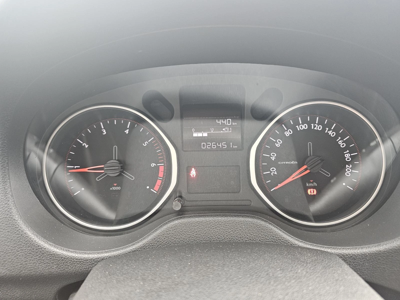 Citroen C-Elysee 1.6 Tce 115 hp - изображение 8