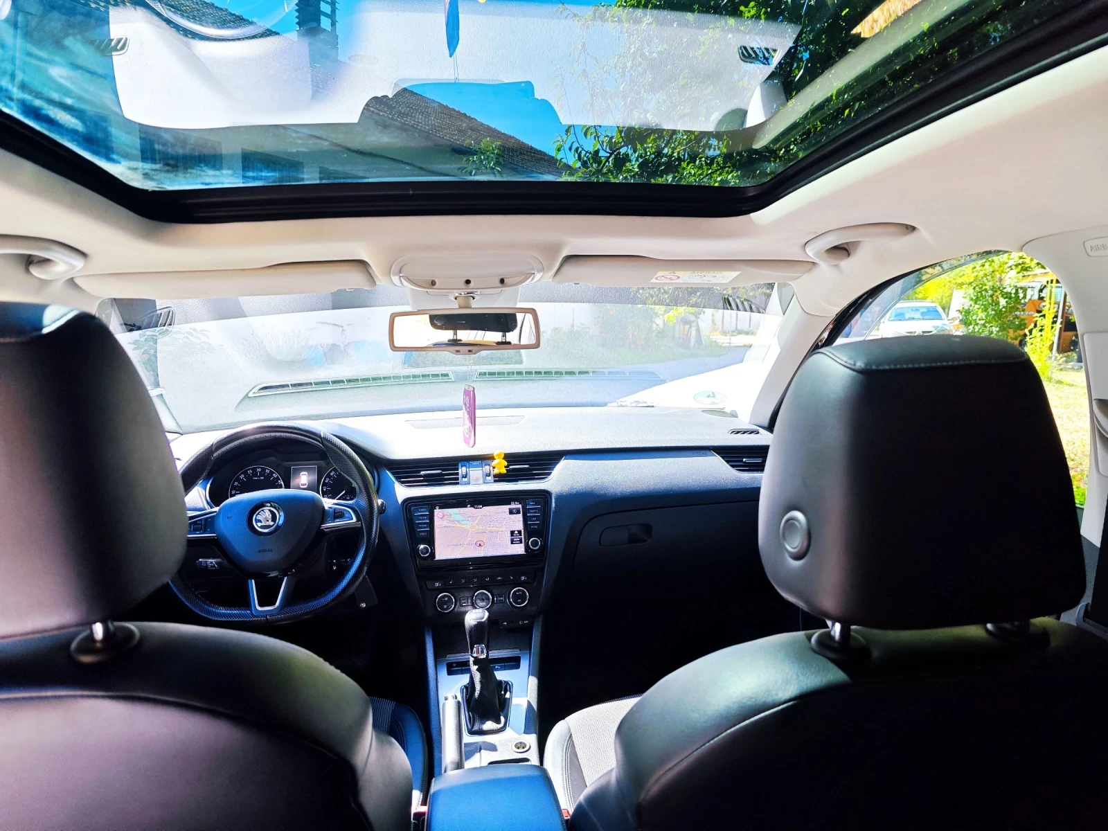 Skoda Octavia 2.0 TDI AUTOMAT, PANORAMA, DISTRONIC - изображение 9