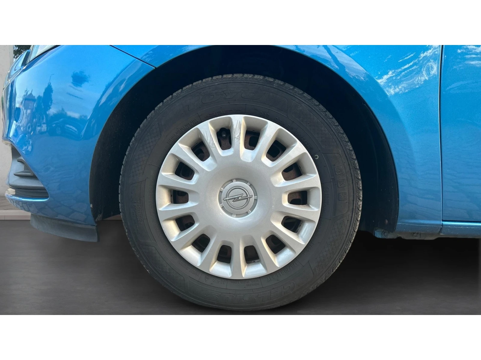 Opel Corsa 1.4i Auto, Месечна вноска от 300 лв. - изображение 4