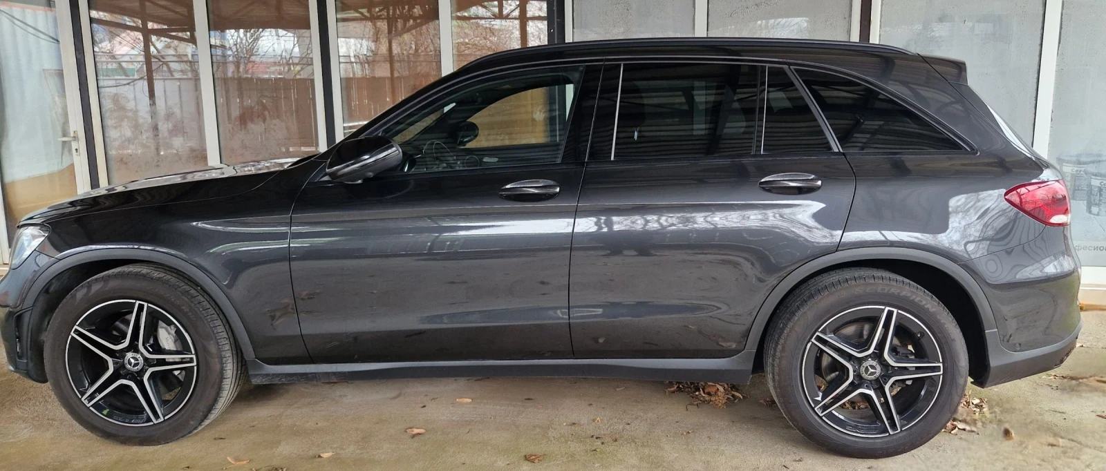 Mercedes-Benz GLC 400 AMG NIGHT LED DIGITAL 4x4 9G-TRONIC DISTRONIC PANO - изображение 4