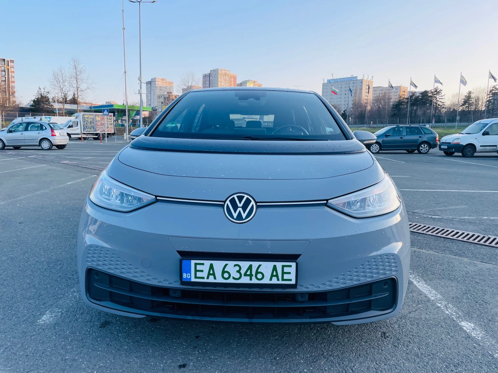 VW ID.3 2023г. 22000 км, снимка 4 - Автомобили и джипове - 53980768