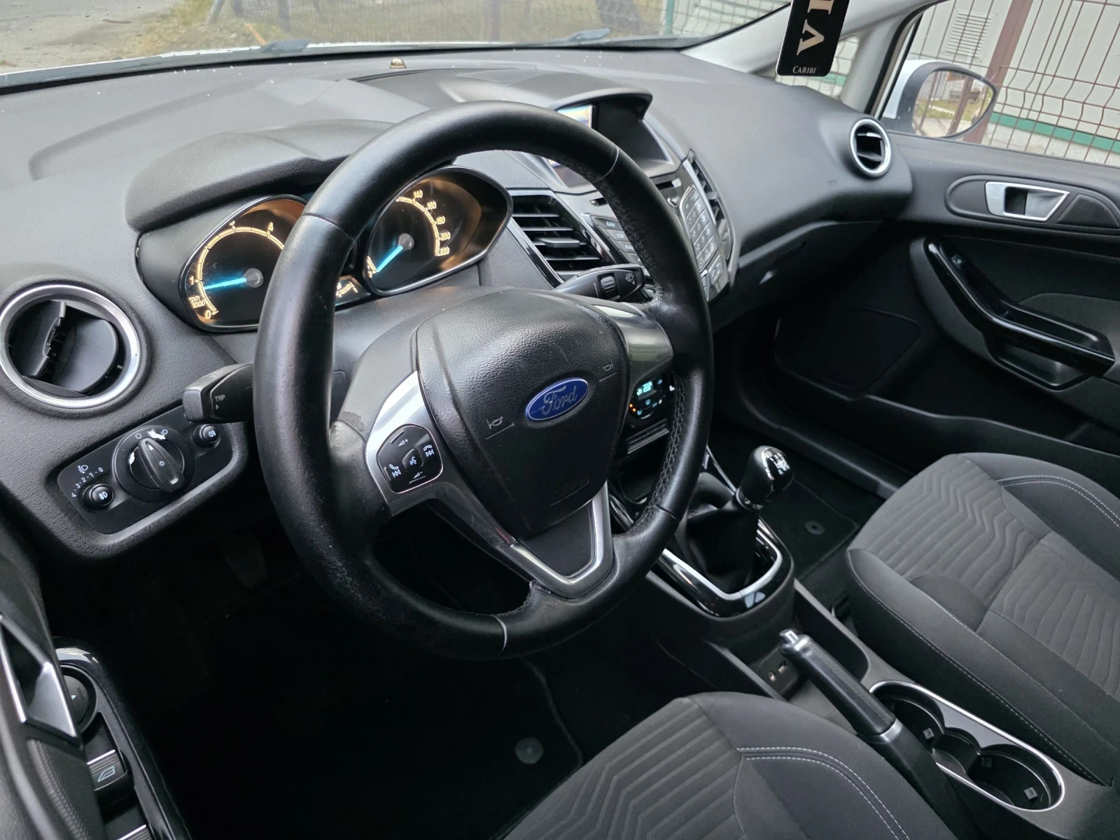 Ford Fiesta 1.5 TDCI * NAVI* XENON* LED* EVRO5B* , снимка 11 - Автомобили и джипове - 54938928