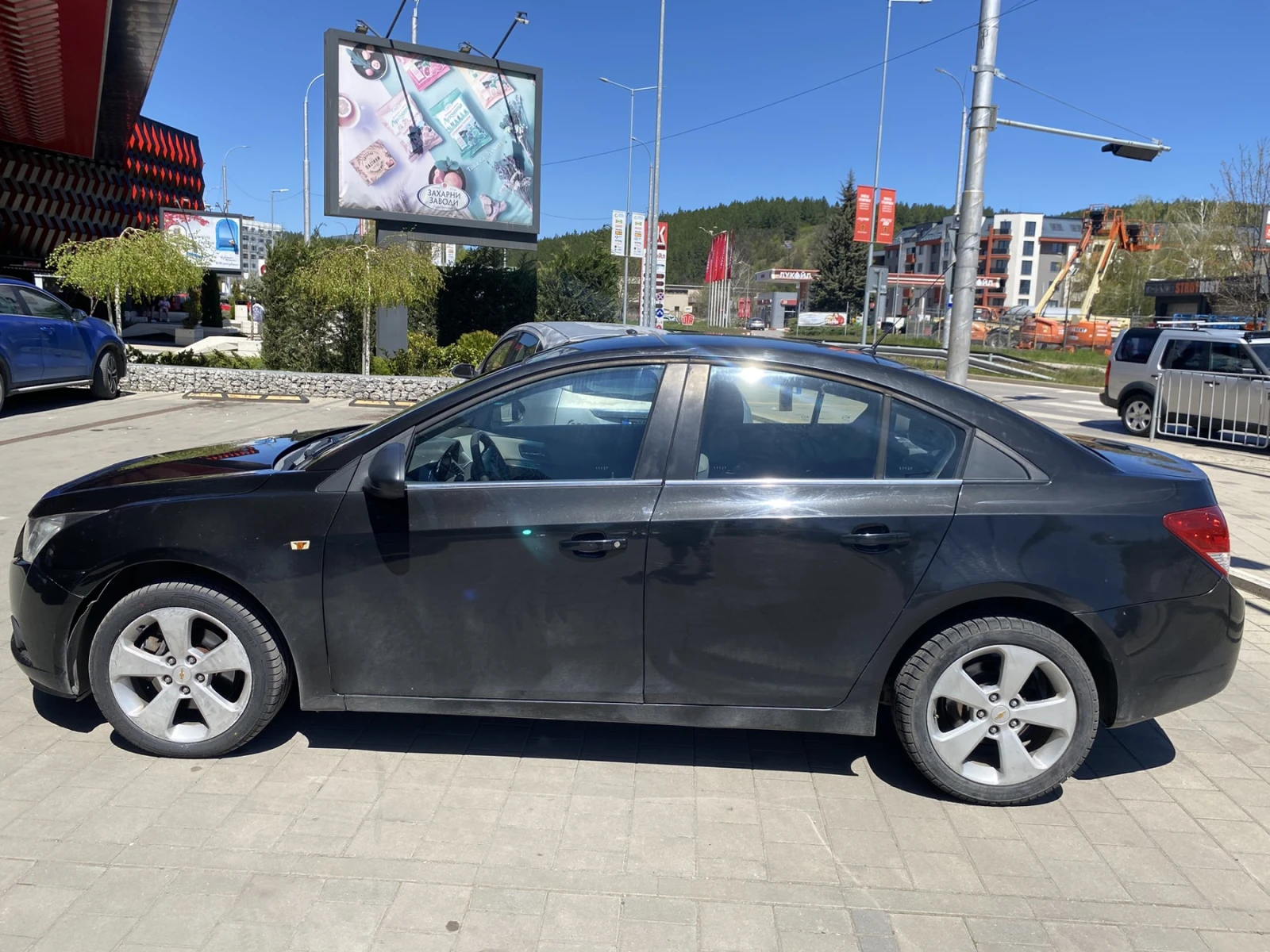 Chevrolet Cruze 2.0, снимка 5 - Автомобили и джипове - 54320211