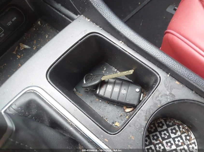 Kia Optima 2.4L I-4 DI, DOHC, VVT, 185HP Front Wheel Drive | Mobile.bg � ����������� 11