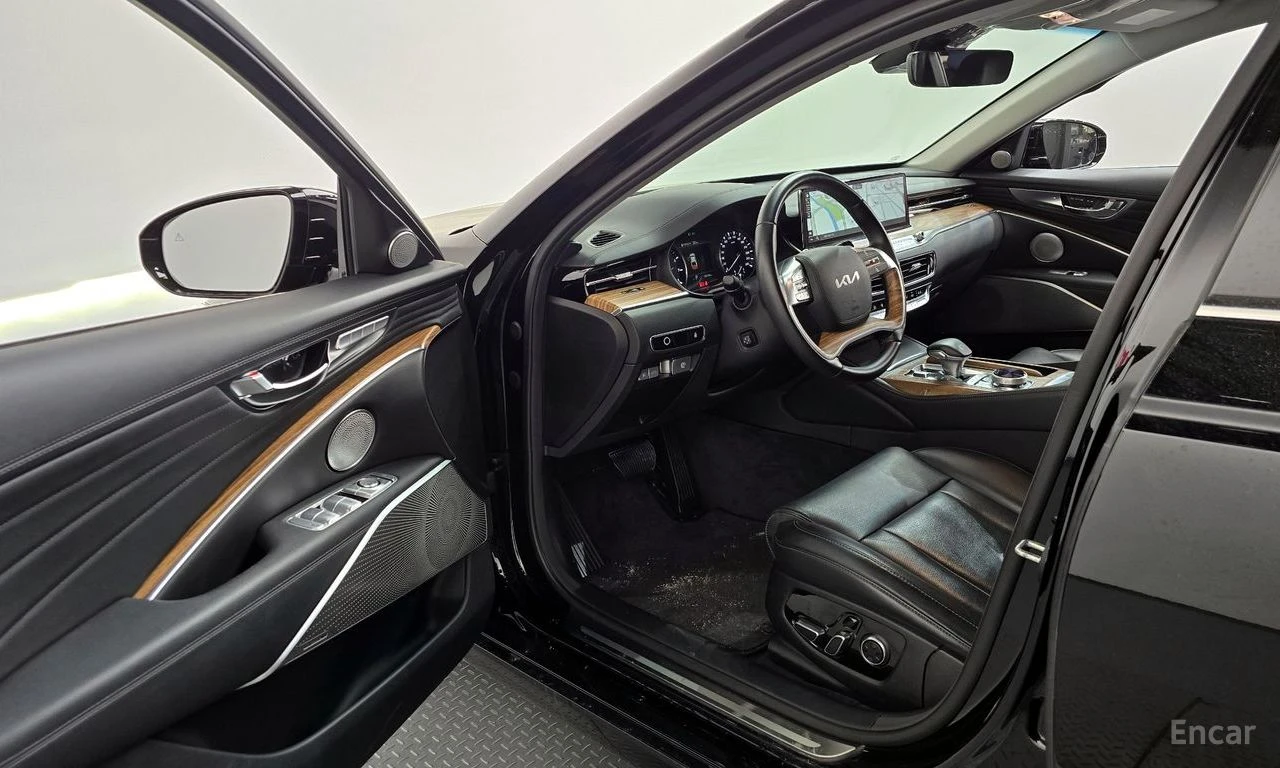 Kia K9 3.8* AWD* ПОДГРЕВ* ОБДУХВАНЕ* ДИСТРОНИК* LANE* ASS, снимка 6 - Автомобили и джипове - 54577455