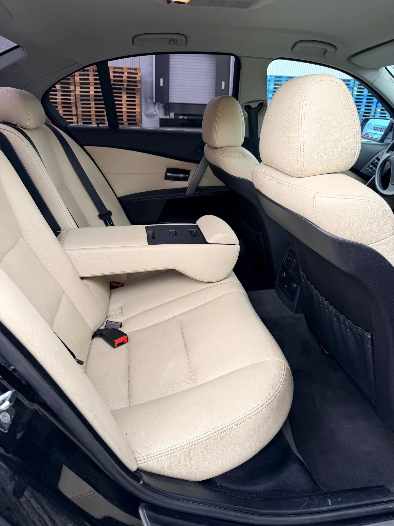 BMW 523 523- ГАЗОВ ИНЖЕКЦИОН, снимка 11 - Автомобили и джипове - 54643242