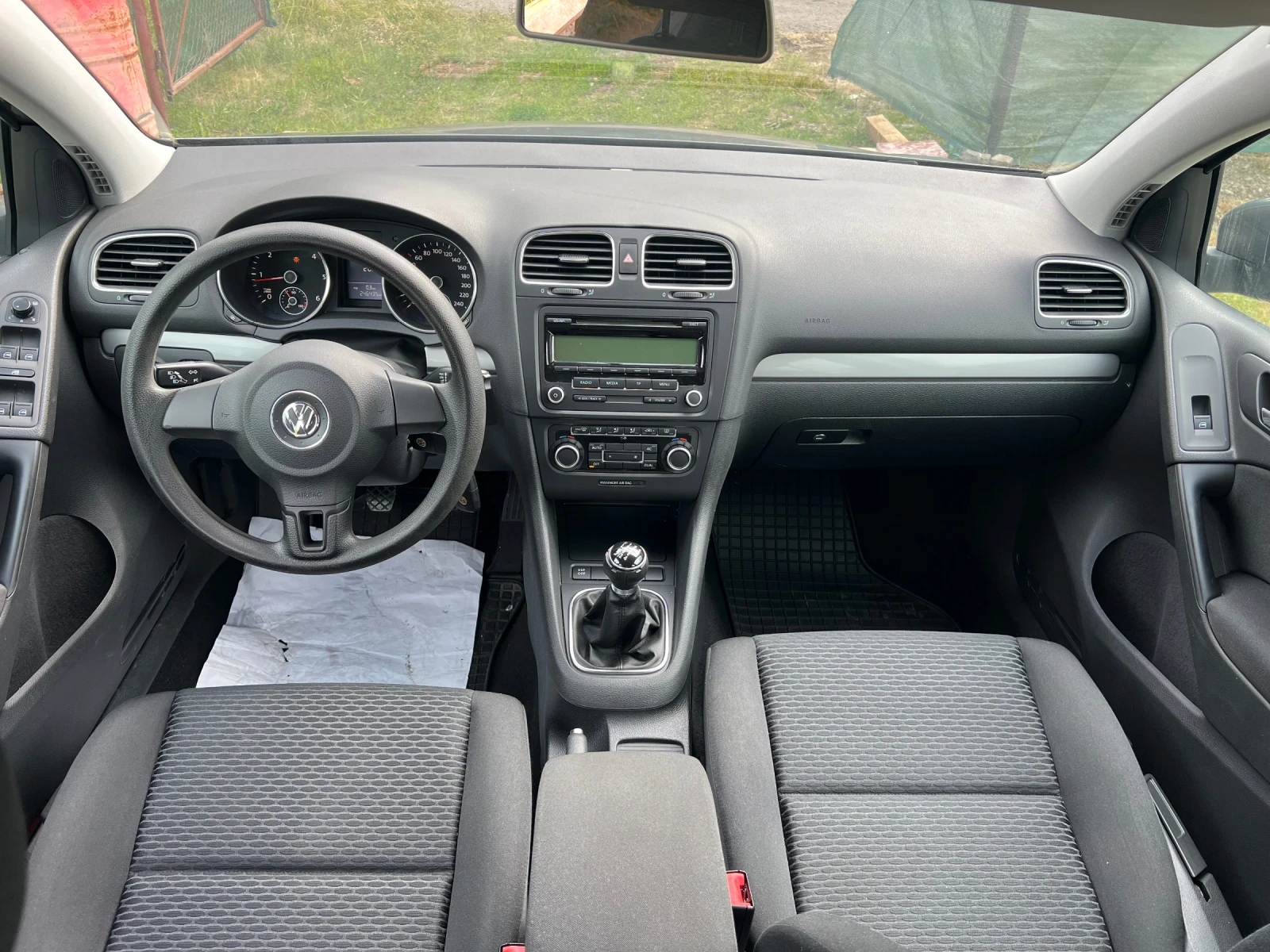 VW Golf 2.0TDI// Klimatronik//, снимка 11 - Автомобили и джипове - 55163675