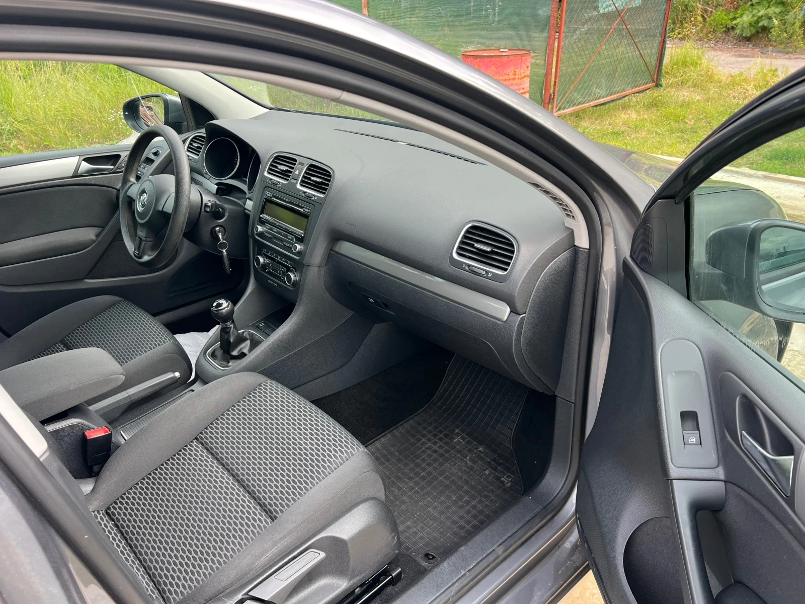 VW Golf 2.0TDI// Klimatronik//, снимка 10 - Автомобили и джипове - 55163675