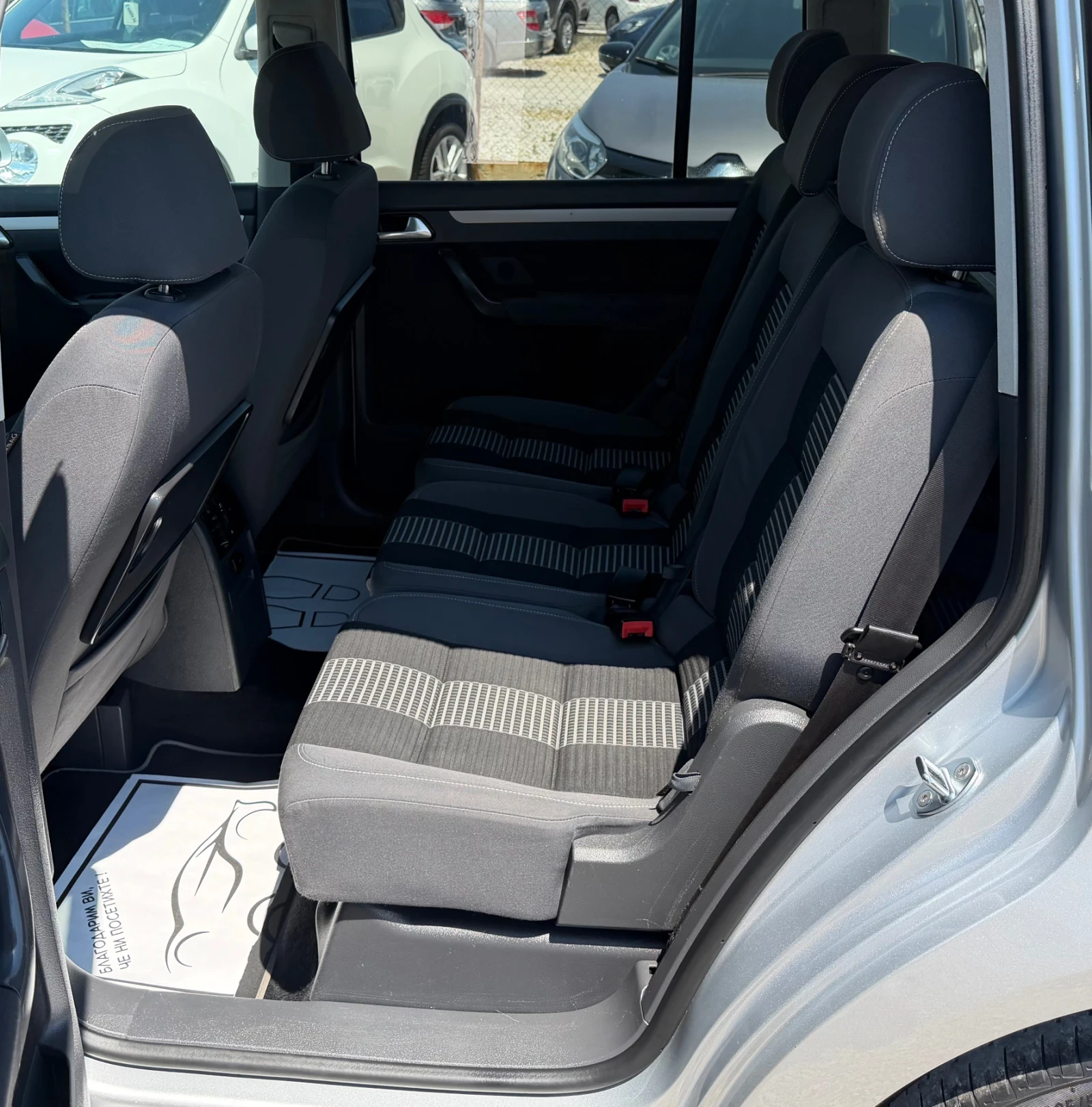 VW Touran 1.9TDI * 6 скорости * ПОДГРЕВ * 7 МЕСТА * , снимка 8 - Автомобили и джипове - 55253459