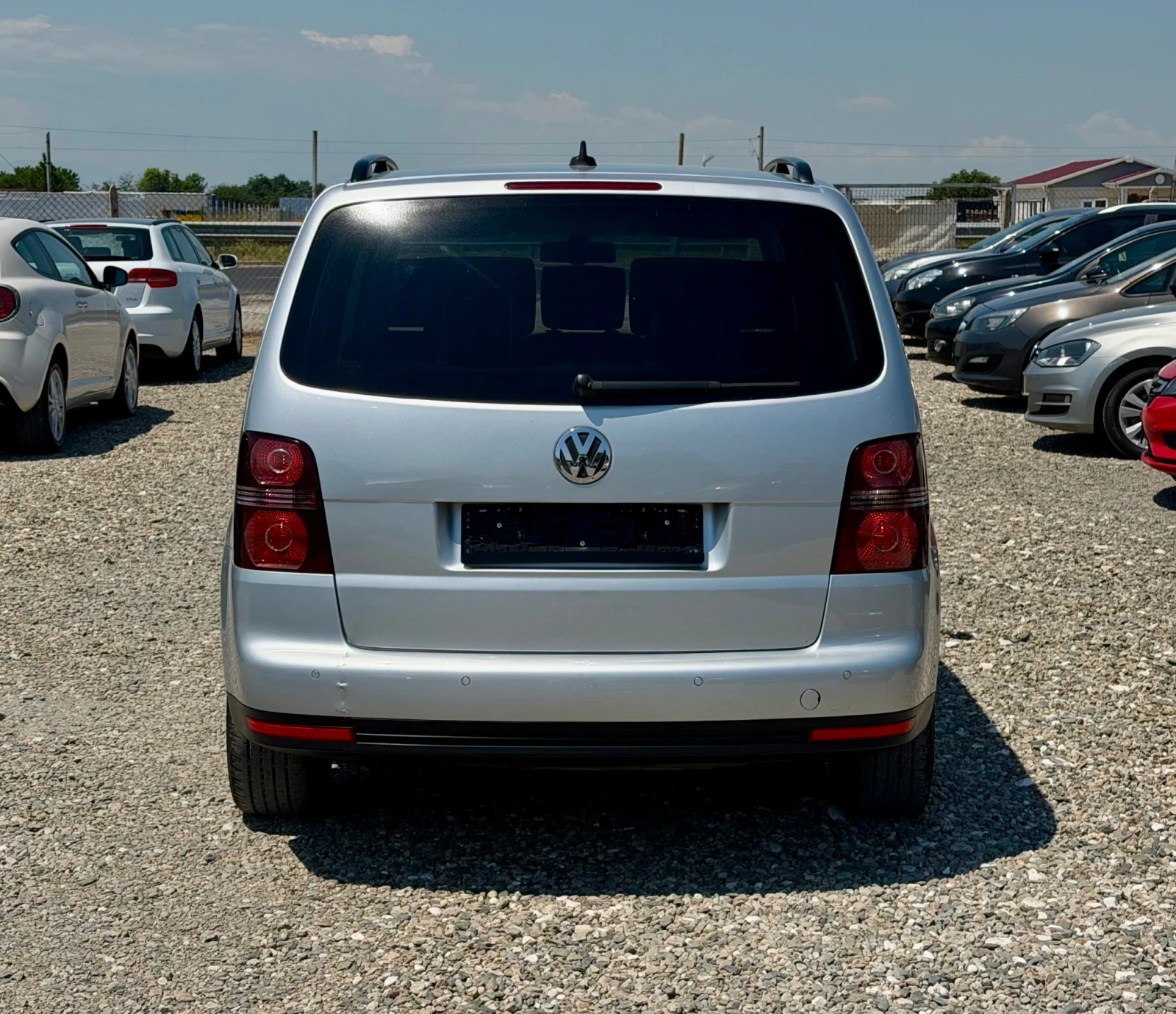 VW Touran 1.9TDI * 6 скорости * ПОДГРЕВ * 7 МЕСТА * , снимка 5 - Автомобили и джипове - 55253459