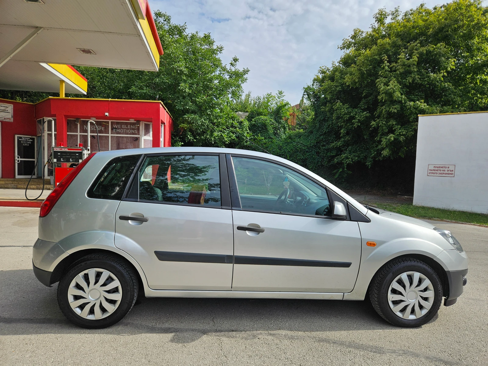 Ford Fiesta 1.3, 70к.с., 129х.км!!!, снимка 4 - Автомобили и джипове - 55409637