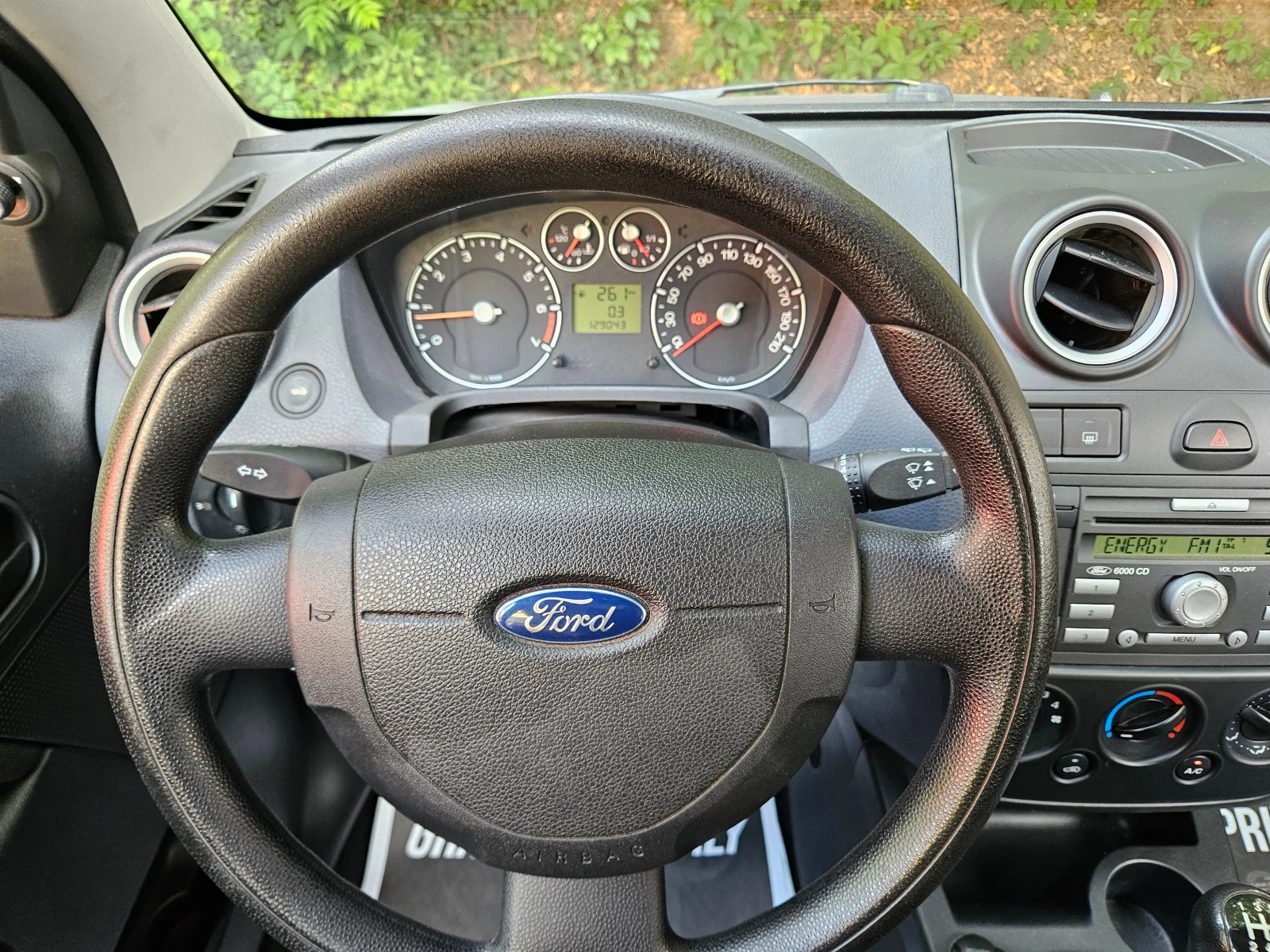 Ford Fiesta 1.3, 70к.с., 129х.км!!!, снимка 14 - Автомобили и джипове - 55409637
