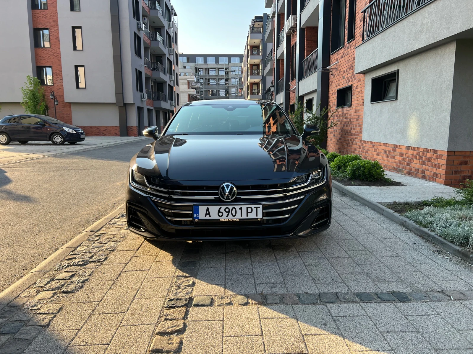 VW Arteon R-line