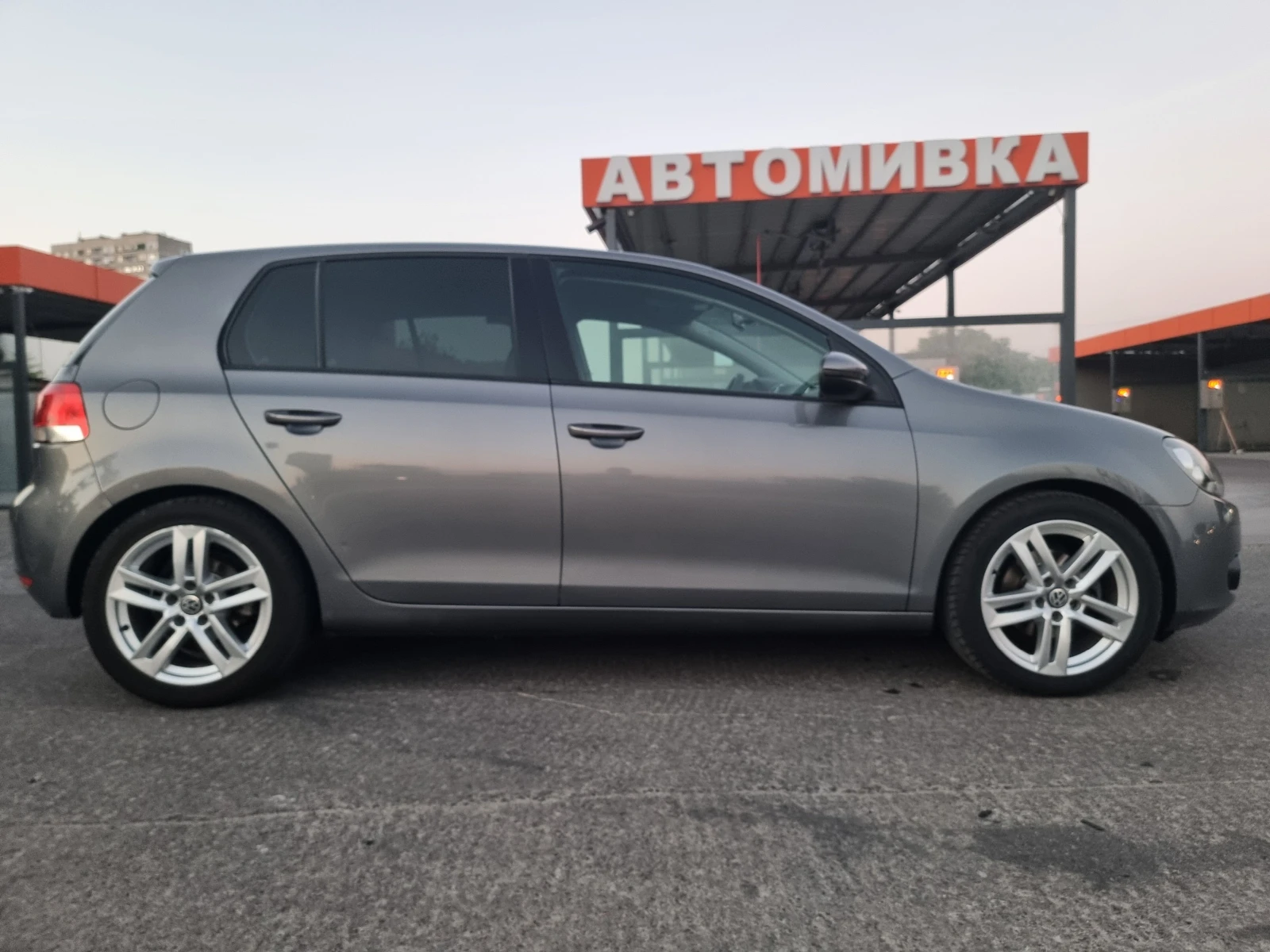 VW Golf 6 ПЕРФЕКТЕН, снимка 8 - Автомобили и джипове - 55631374