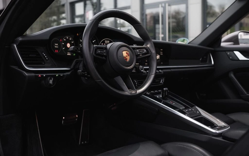 Porsche 911 Targa 4S, снимка 6 - Автомобили и джипове - 55636142