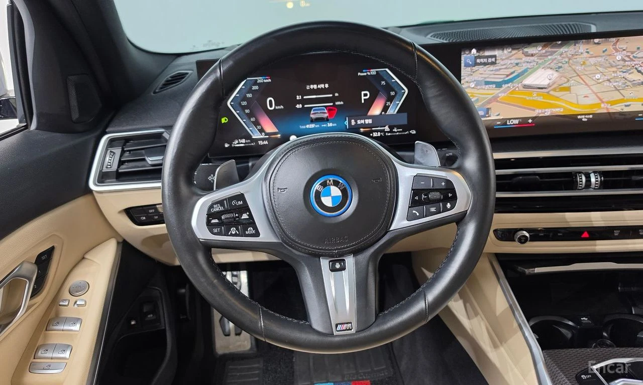 BMW 330 HYBRID* M* SPORT* LASER* HARMON* KARDON* ХЕДЪП* , снимка 8 - Автомобили и джипове - 55707736
